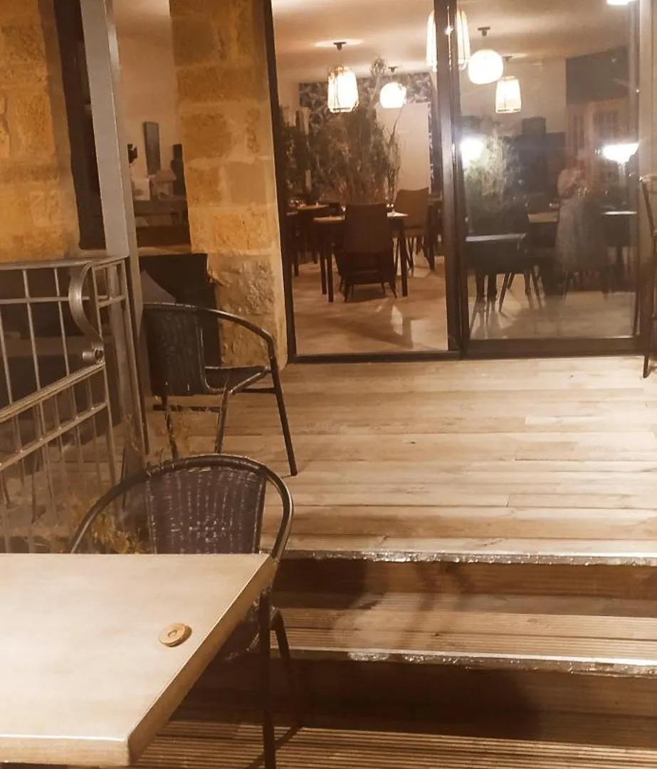 Auberge Du Donjon Chambre Chocolat Bournazel